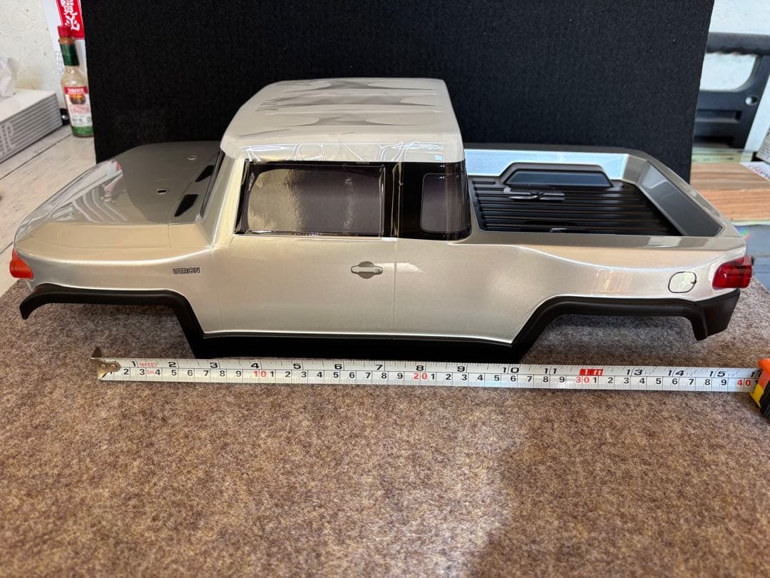 ラジコン　クローラー　ボディのみEnduro Utron