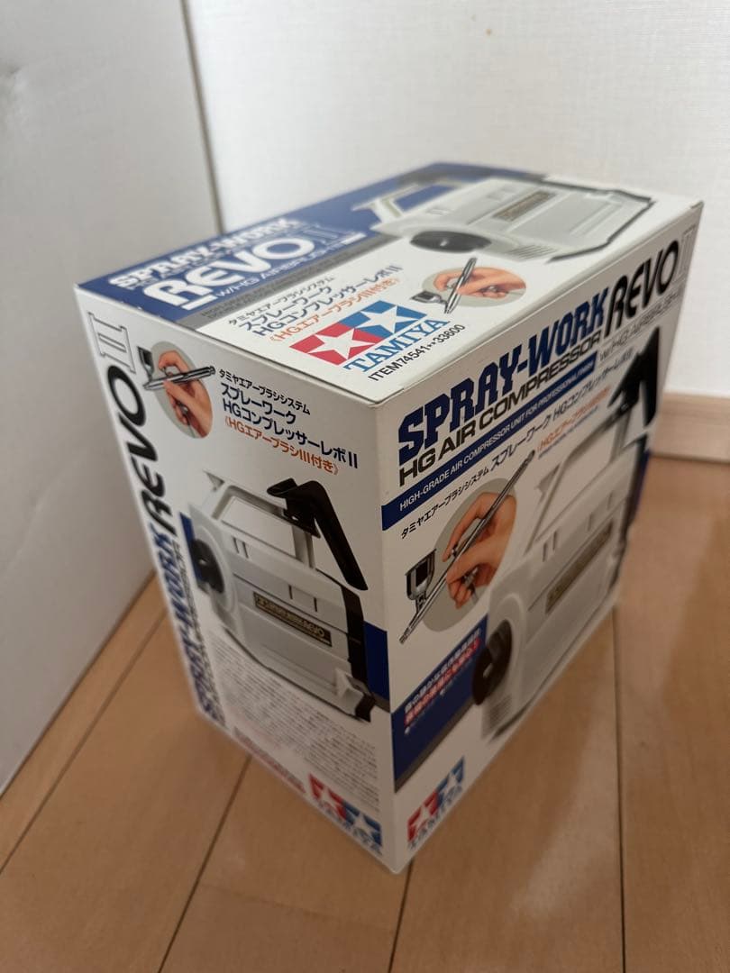 タミヤ新品未使用スプレーワークHGエアコンプレッサーREVO2 HGエアーブラシ
