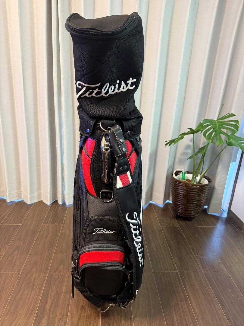 Titleist キャディバッグ 黒赤白