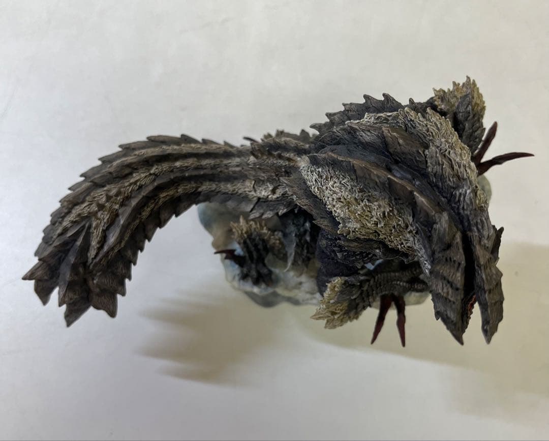 ニ*生様 K687 モンスターハンター 獄狼竜 ジンオウガ 亜種 カプコンフィギ