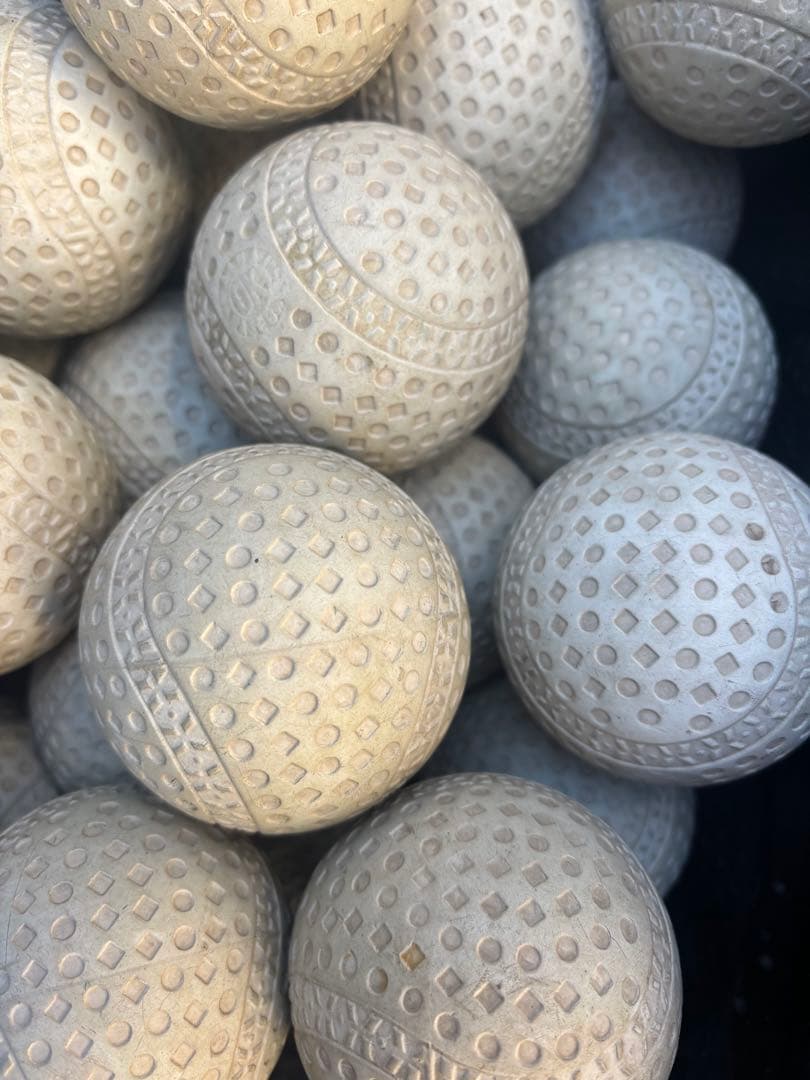 専用　（送料込）70球10350円　美品　野球ボール