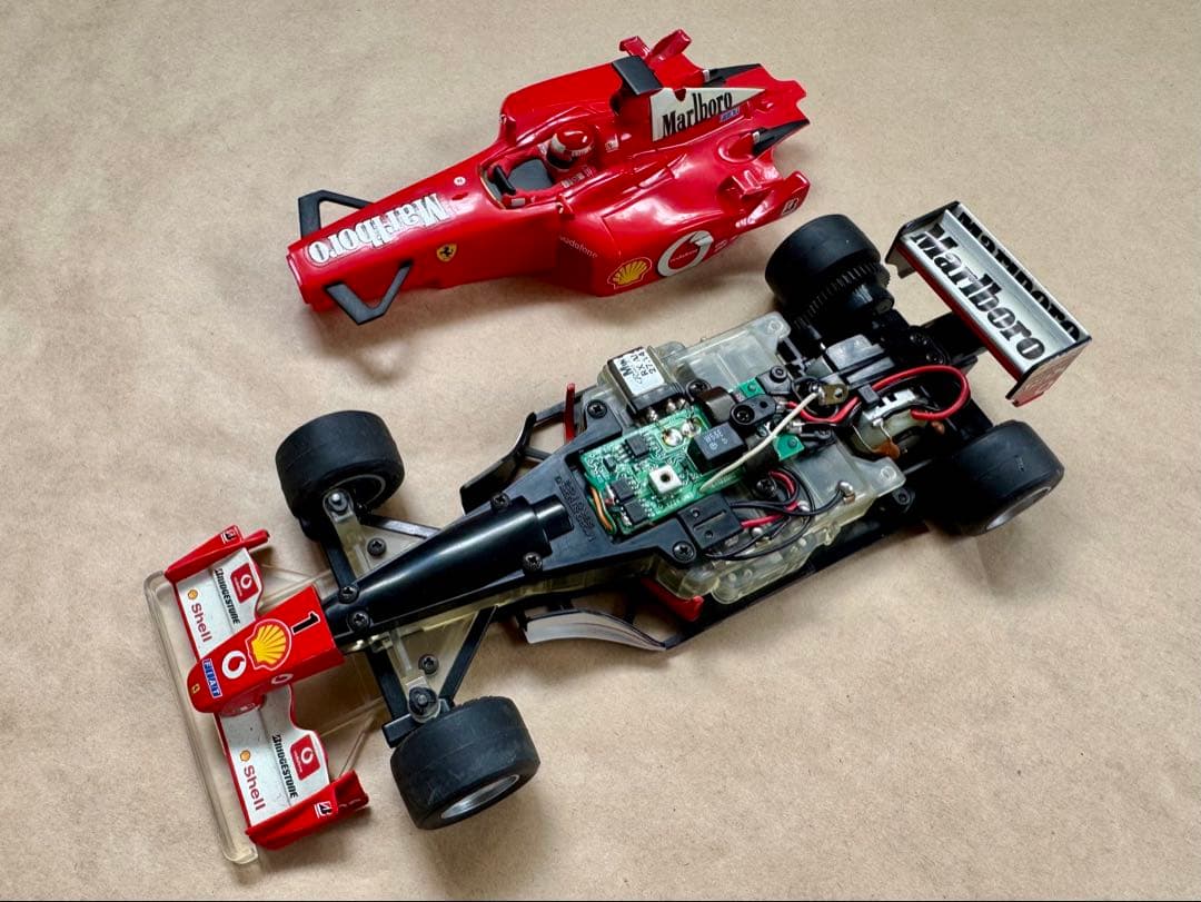 フ*ん様 京商 ミニッツF-1 フェラーリ F2003-GA ジョーダン スペア