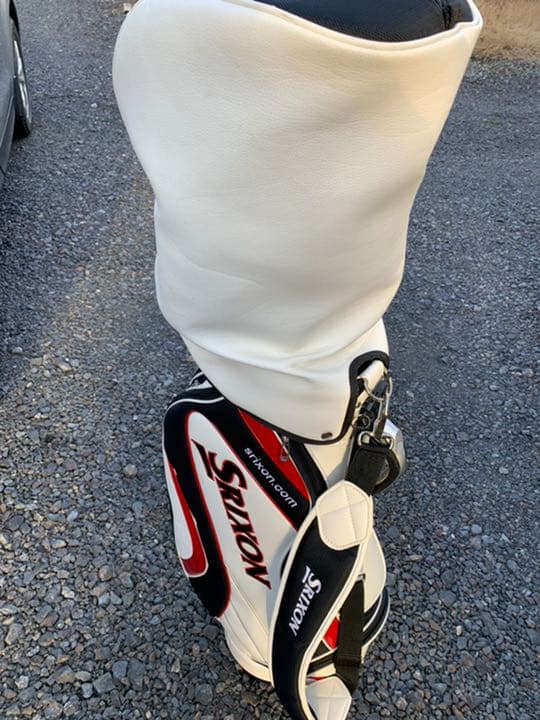 スリクソン　キャディバッグ