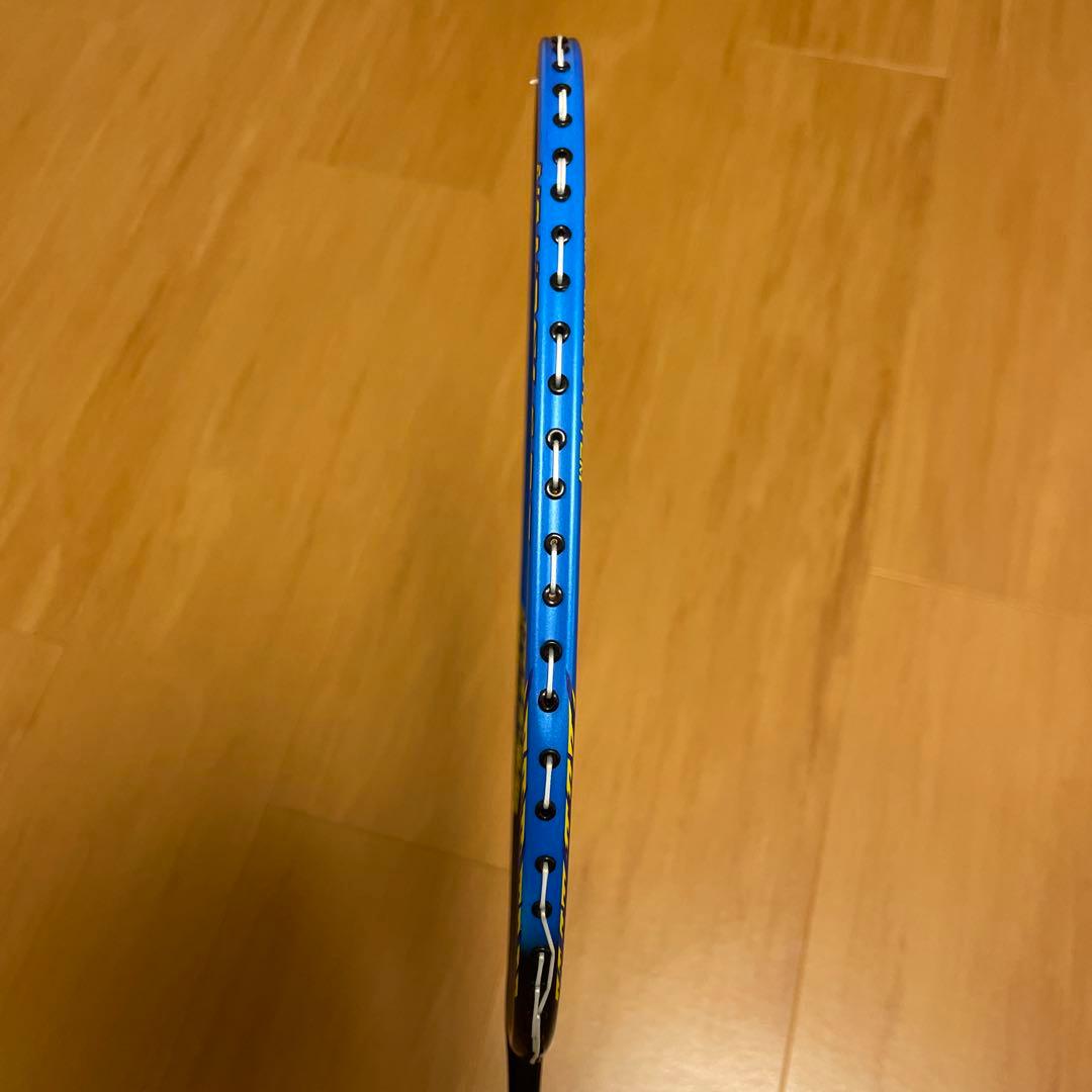 YONEX　ヨネックス　バトミントンラケット　ナノフレア３０