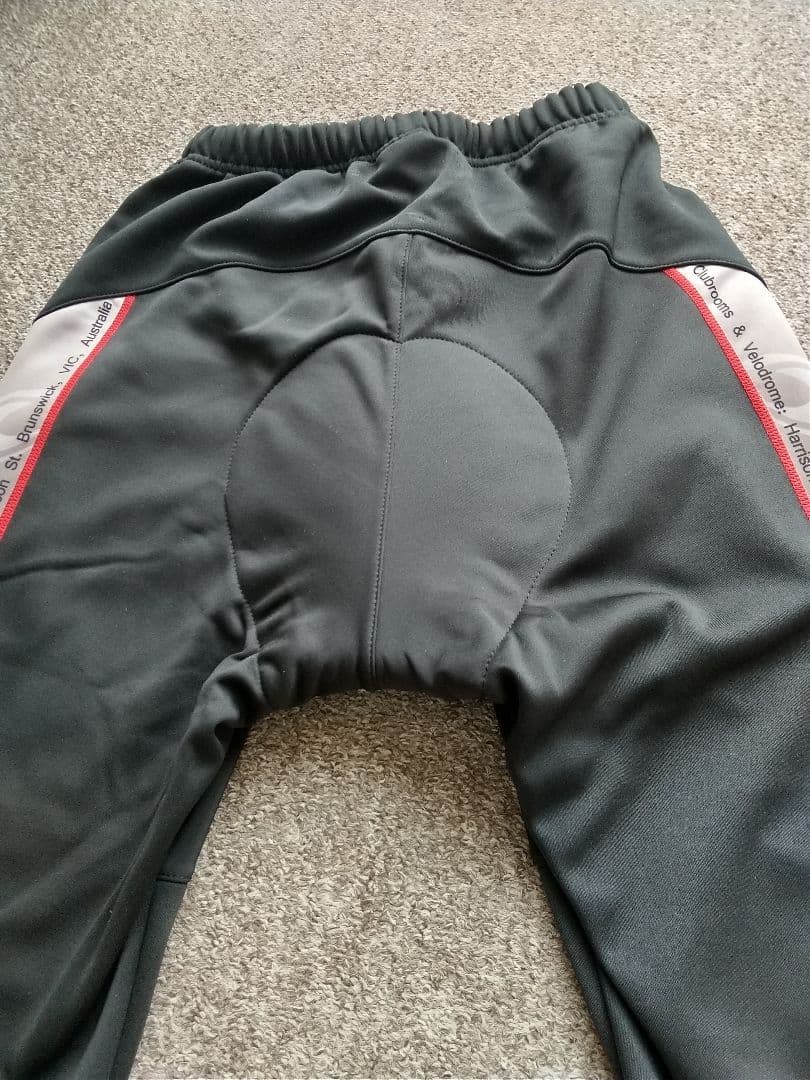 SOBIKEサイクルジャケットとロングパンツの２点