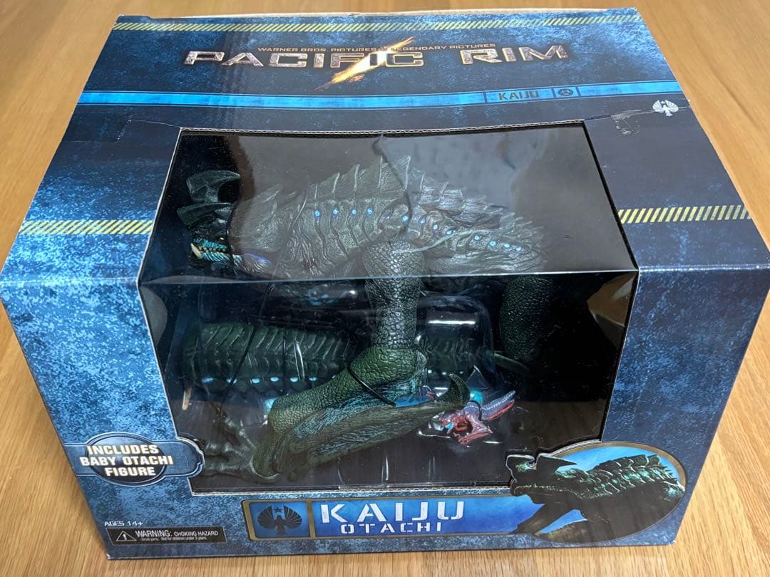 パシフィックリム　　KAIJU OTACHI カイジュウ　オオタチ　　極美品