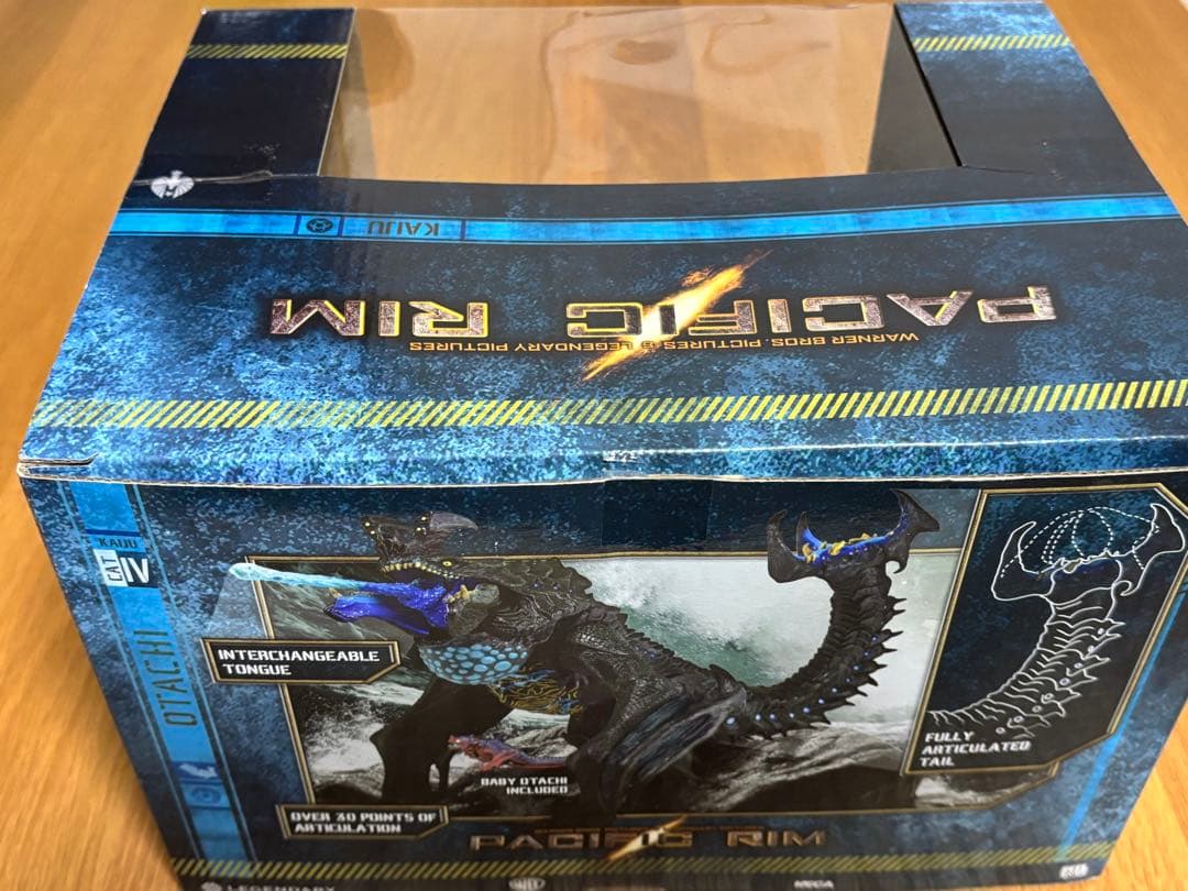 パシフィックリム　　KAIJU OTACHI カイジュウ　オオタチ　　極美品