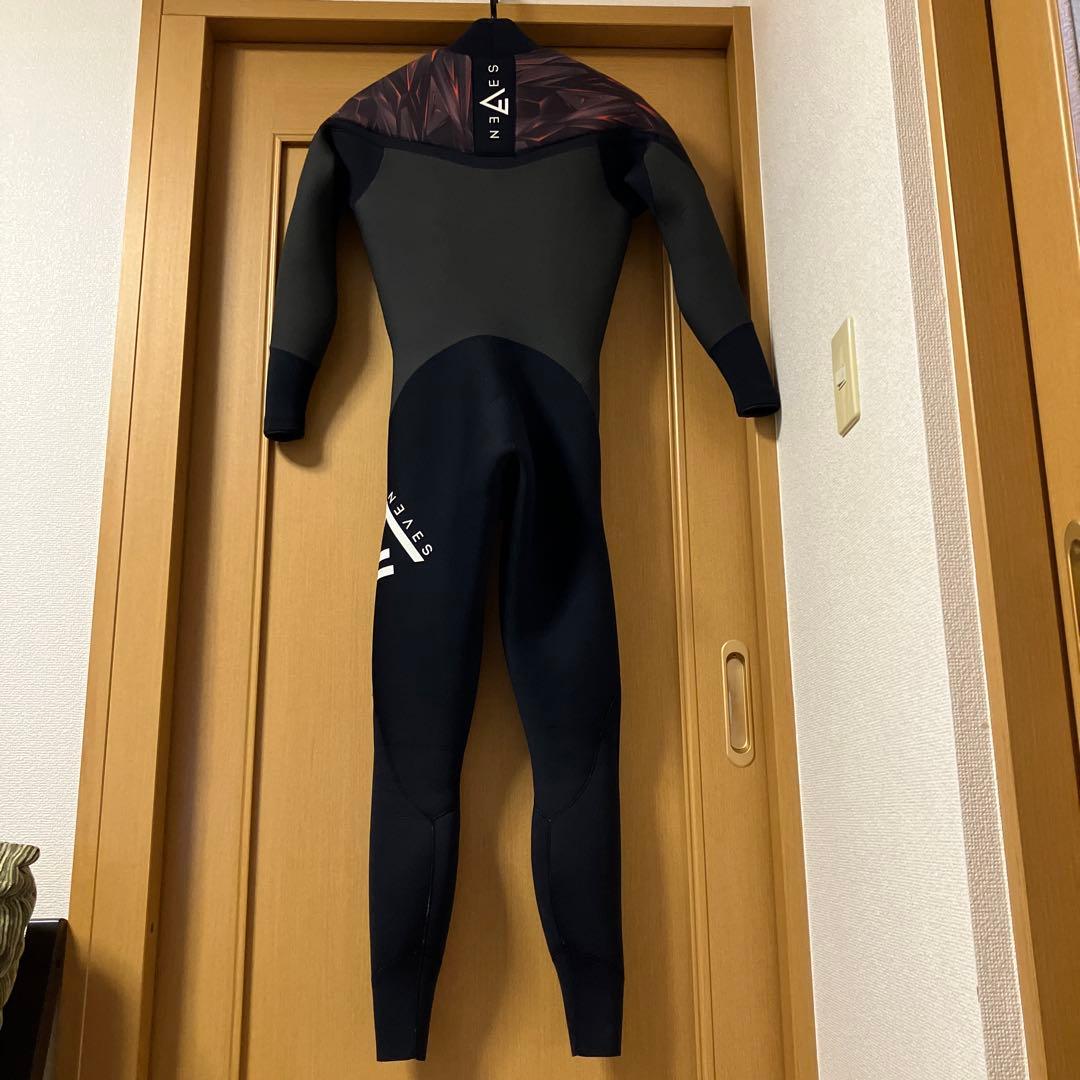 SEVEN セブン　ウェットスーツ　セミドライ　3.5mm×3mm