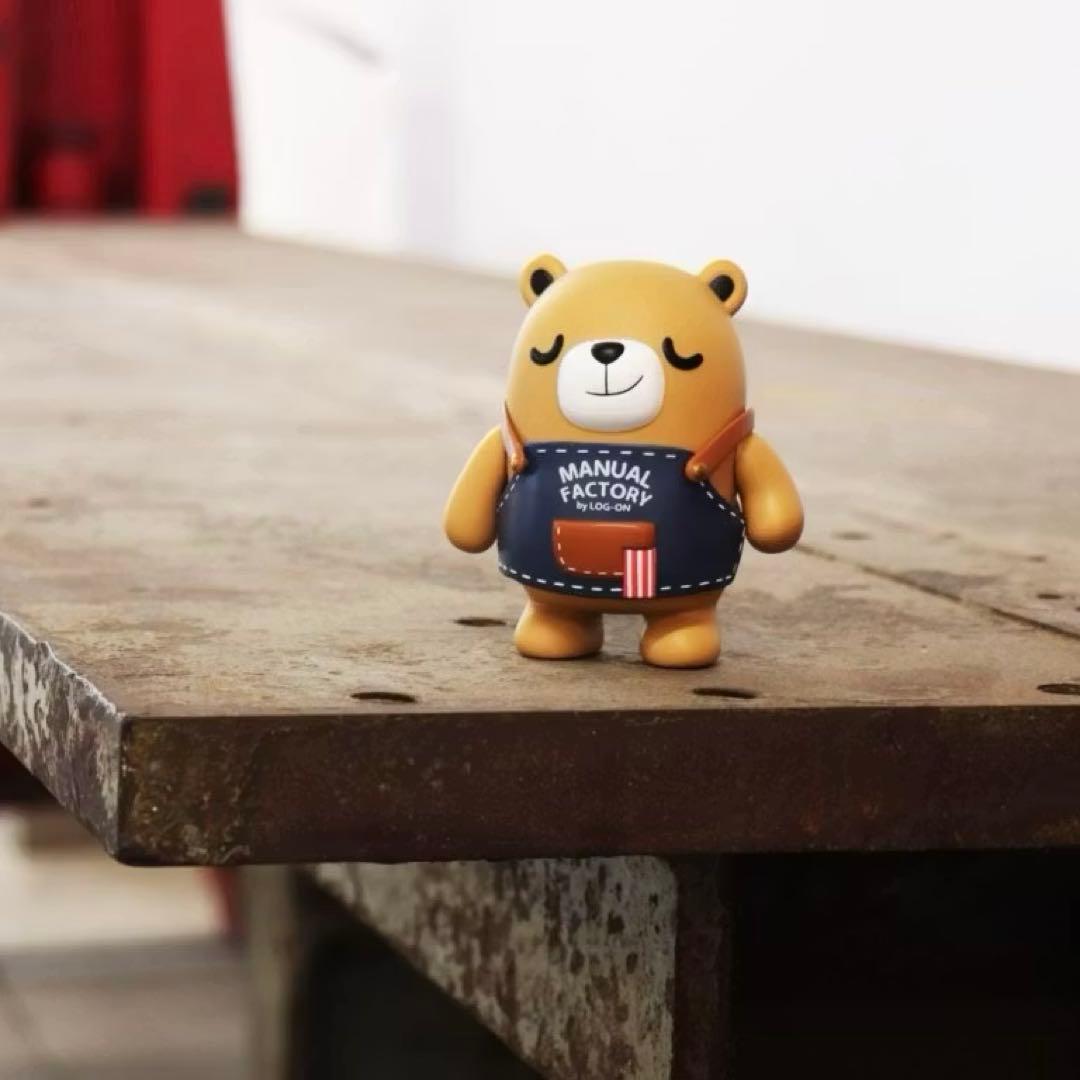 香港LOG-ON マニュアルファクトリーベア Soft Vinyl