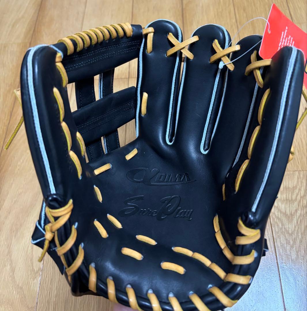 未使用品　シュアプレイ　硬式用　サード用