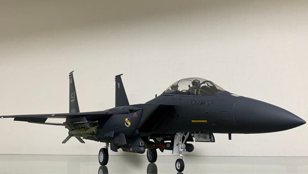 F-15E ストライクイーグル　バンカーバスター