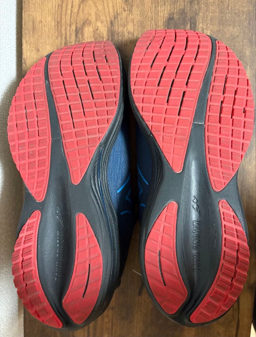 【美品】ミズノ　ウェーブライダー29 サイズ27cm