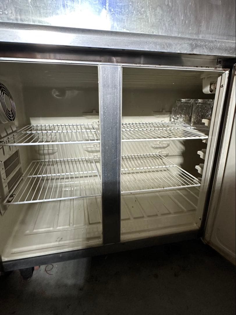 【リユース品】稼働品　業務用　ホシザキ　3ドア冷蔵庫　RT-150PNE1