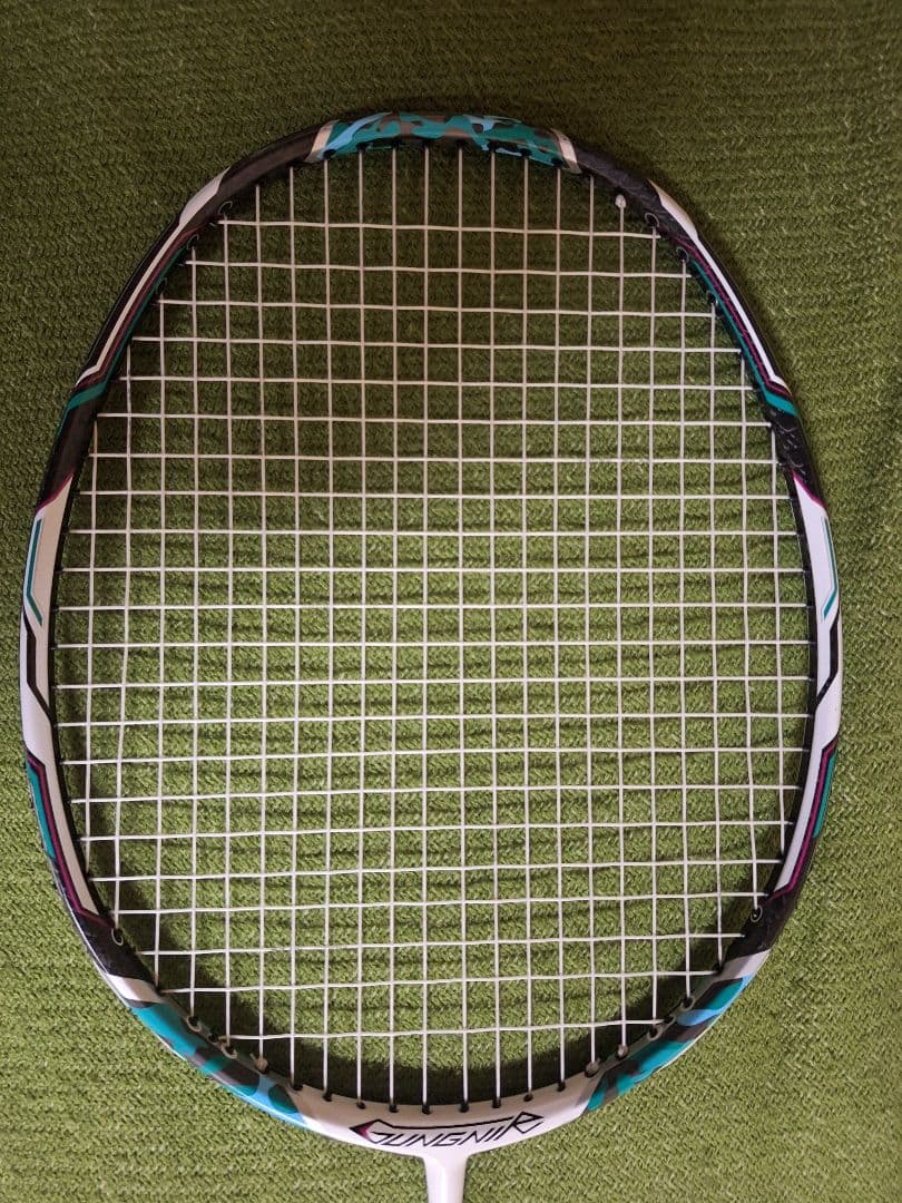 ☆名品!GOSEN GUNGNIR BETA バドミントンラケット