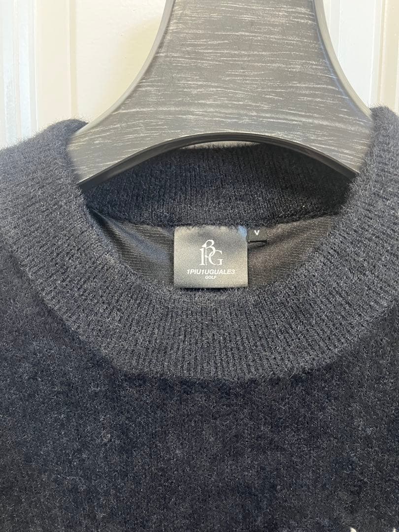 1PIU1UGUALE3トップス(セットアップ上)