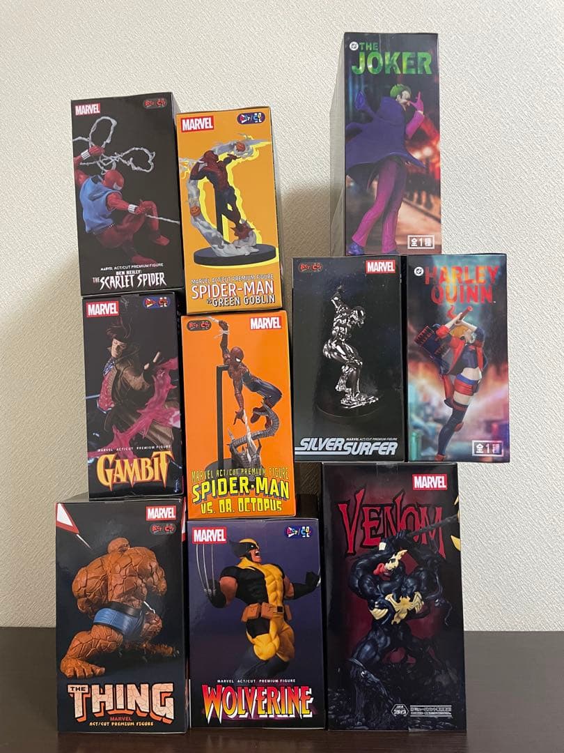 ヴェノム　スパイダーマン　ウルヴァリン　ジョーカー　フィギュア　セット