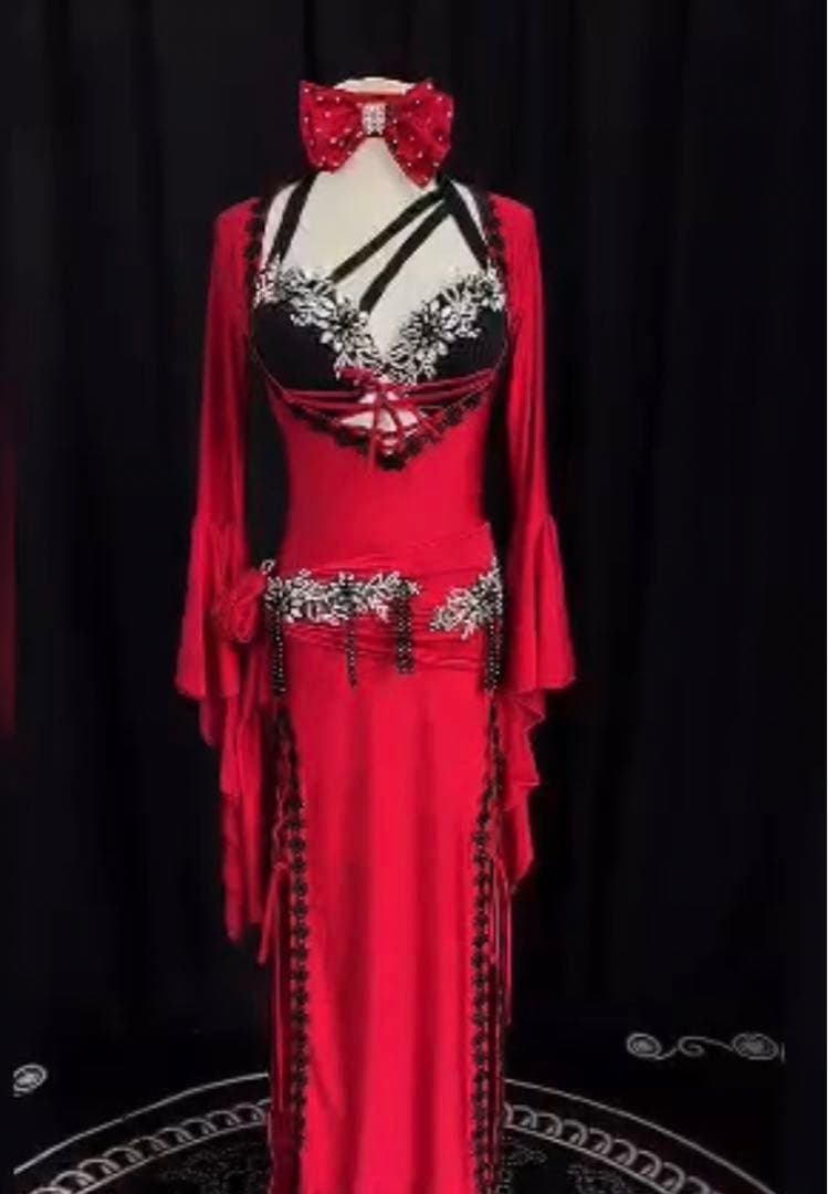 サイーディ衣装