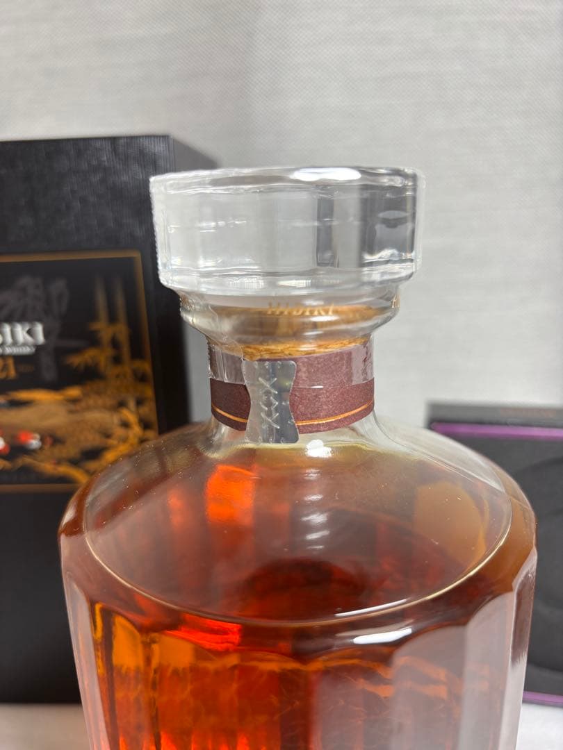 新品未開封 響21年 花鳥風月意匠ボトル　免税店限定　サントリー　ウィスキー