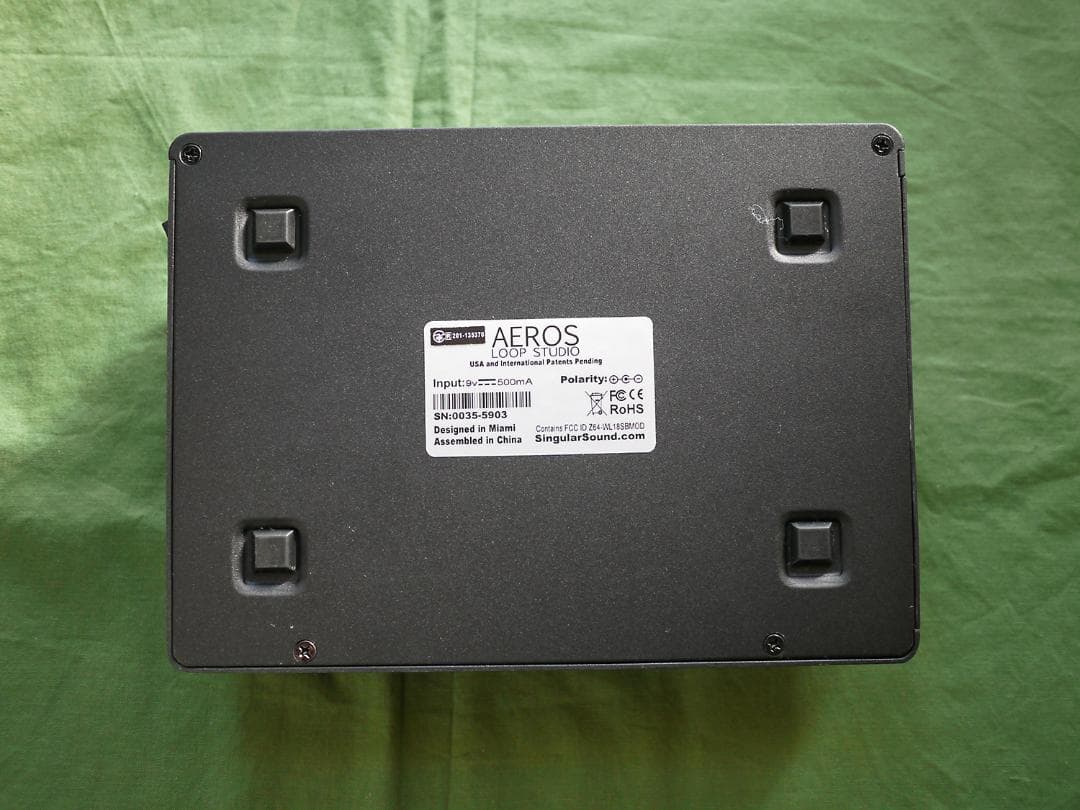 SINGULAR SOUND Aeros Loop Studio ルーパー