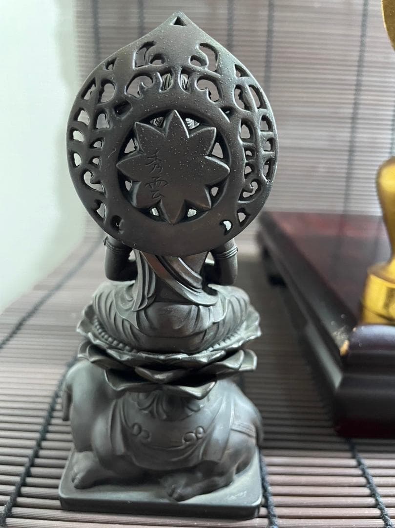 『釈迦三尊像　釈迦如来　普賢菩薩　文殊菩薩』ブロンズ 唐金　　在銘　高さ22cm