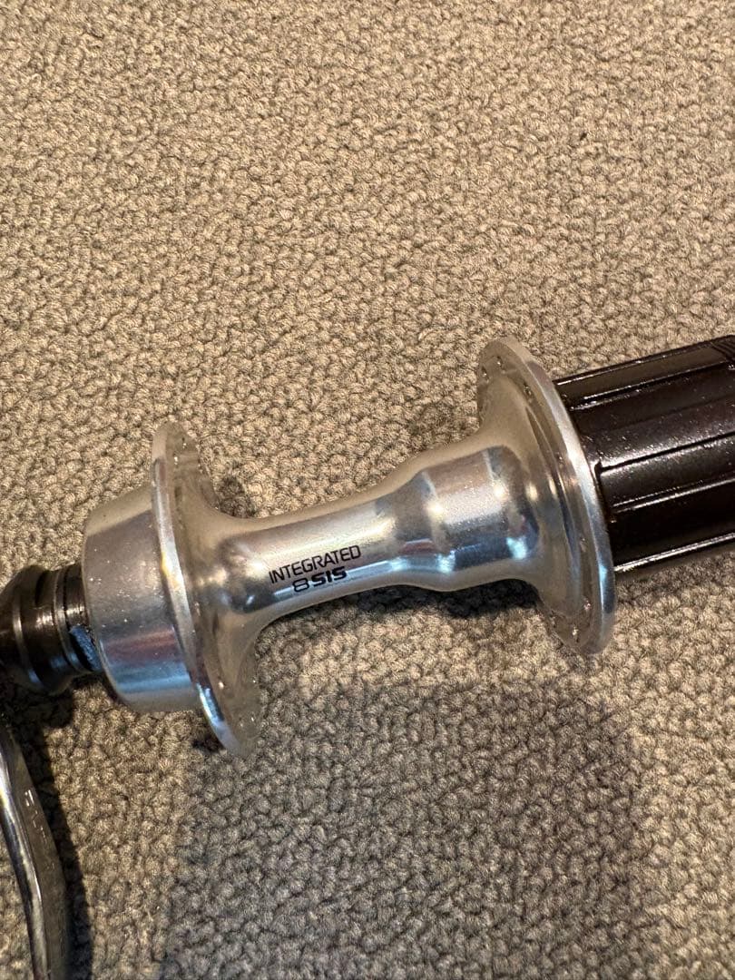 SHIMANO デュラエース　ハブFH-7403 後輪用のみ24H