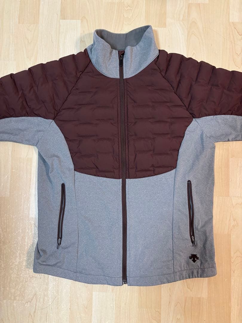 極美品！セットアップ！デサントゴルフ ダウン L ブラウン グレー 防寒 冬