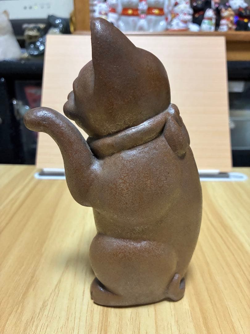 招き猫　備前焼