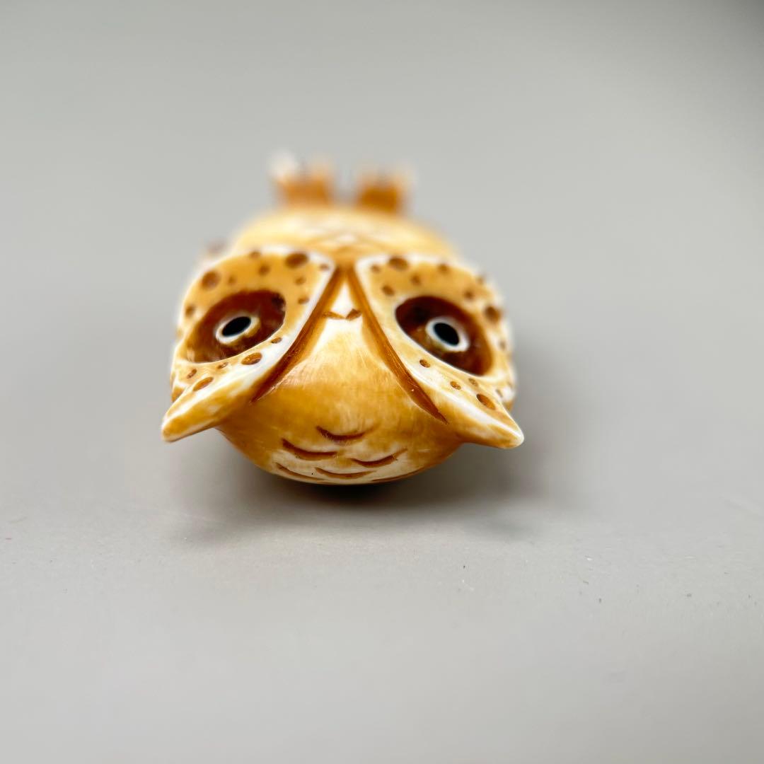 フクロウの置物彫刻極上根付天然素材アンティーク骨董飾り物古美術置物細密細工