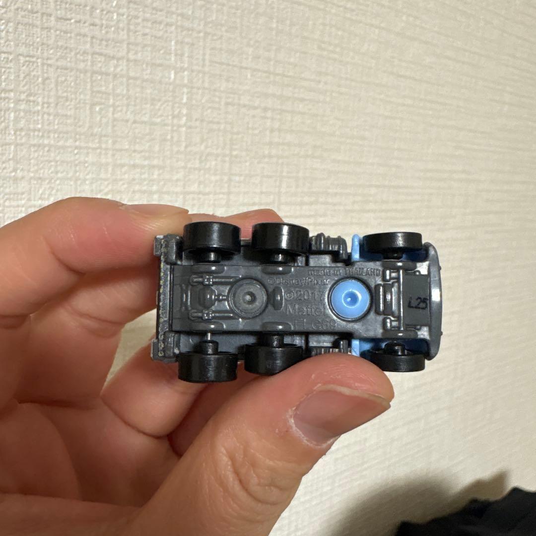 カーズ　マテル　ミニミニカーズ　ドリッピー　グレイジーエイト　日本未発売