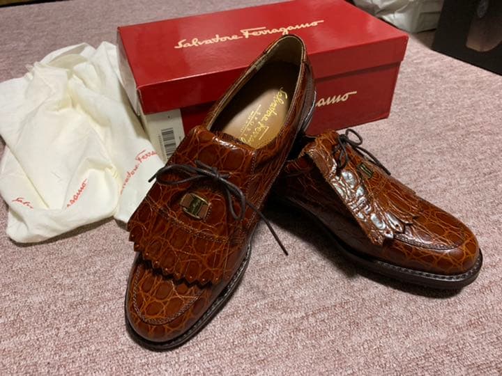 FERRAGAMO フェラガモ 23.5 ７C クロコ型押しレザー