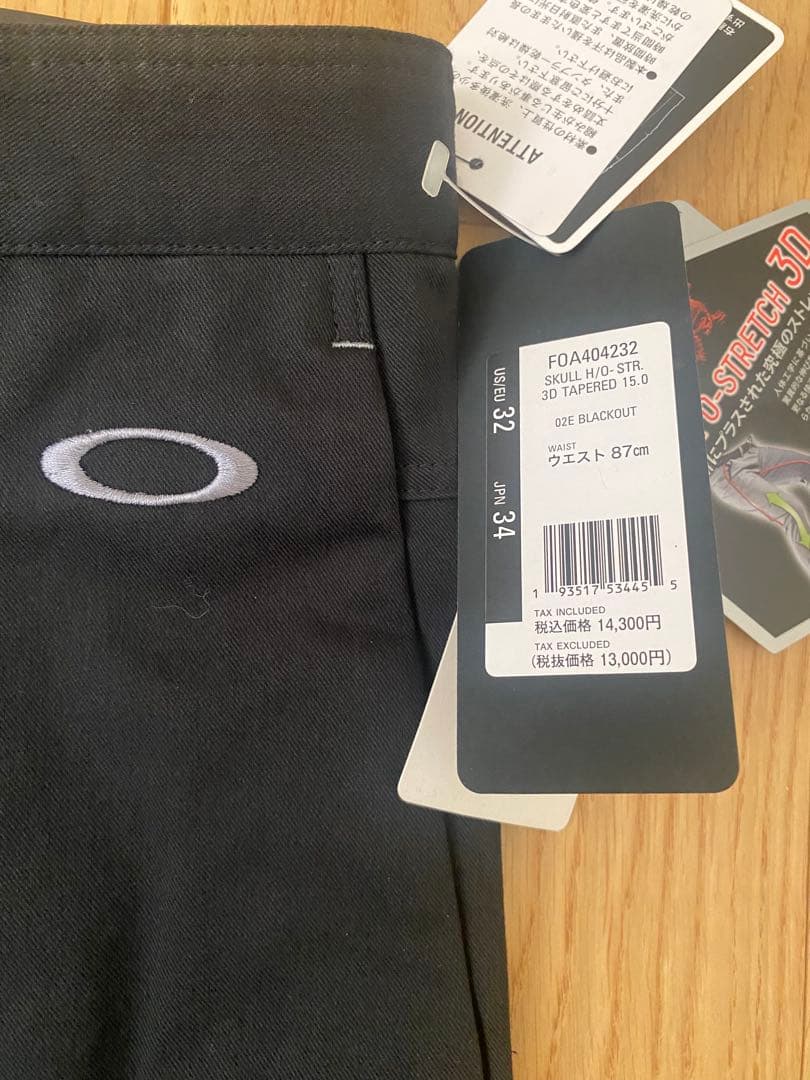【新品タグ付き】オークリーゴルフパンツ　ブラック　 Lサイズ