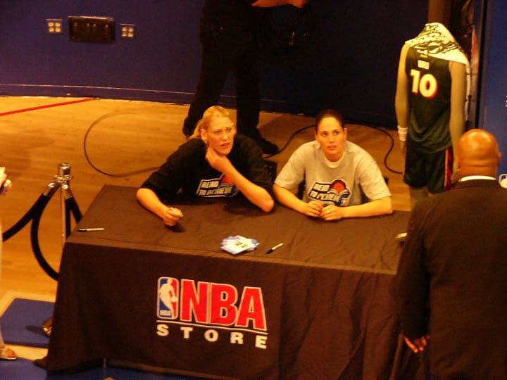 WNBA Sue Bird RC サインカード