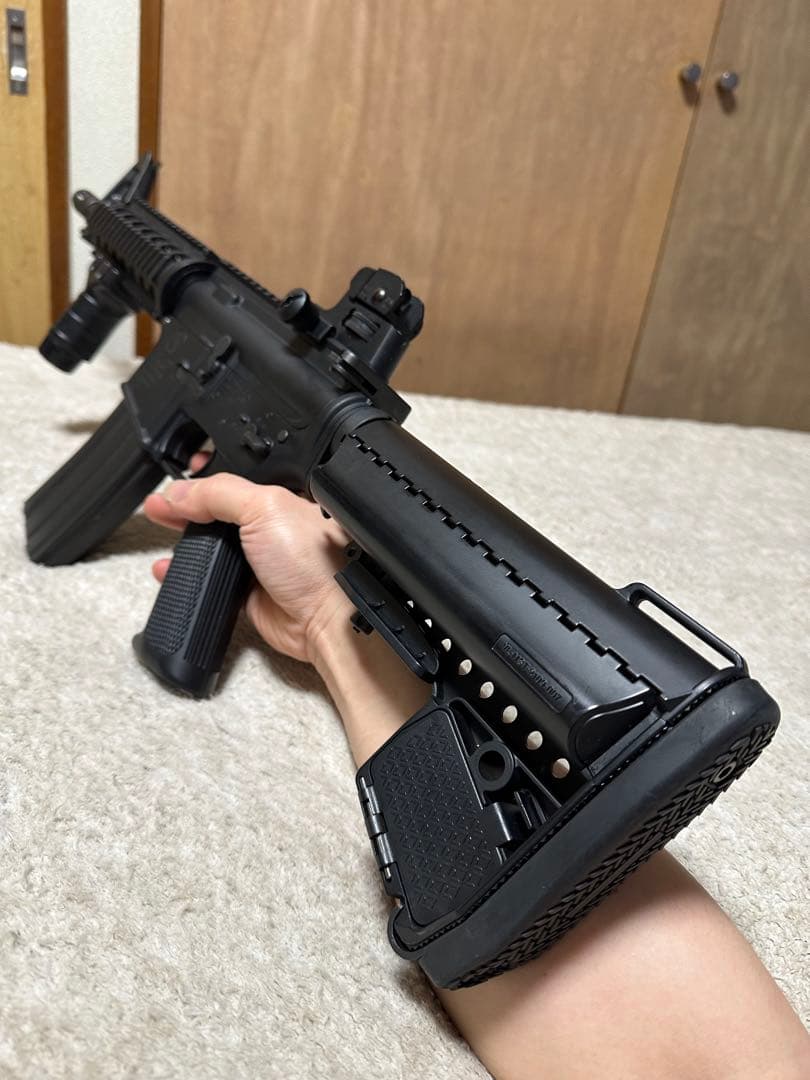 東京マルイ 次世代電動ガン M4A1 CQB-R