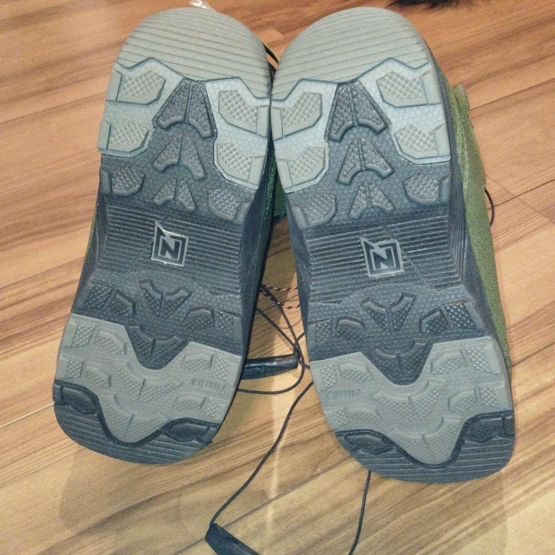 一度試し履きのみ　NITRO THUNDER TLS サンダー 26.5cm