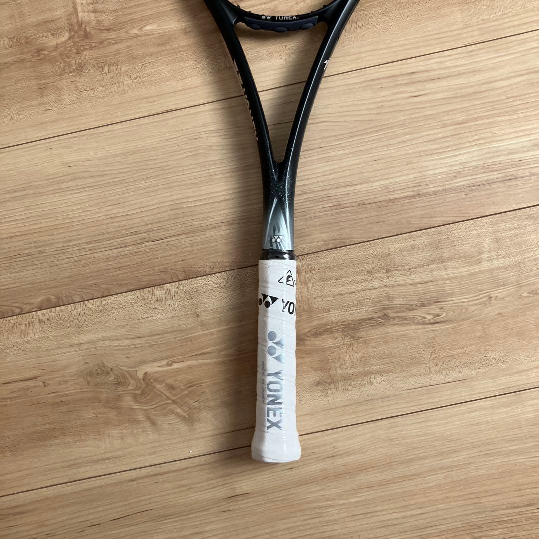 未使用　ソフトテニスラケット　ボルトレイジ8S