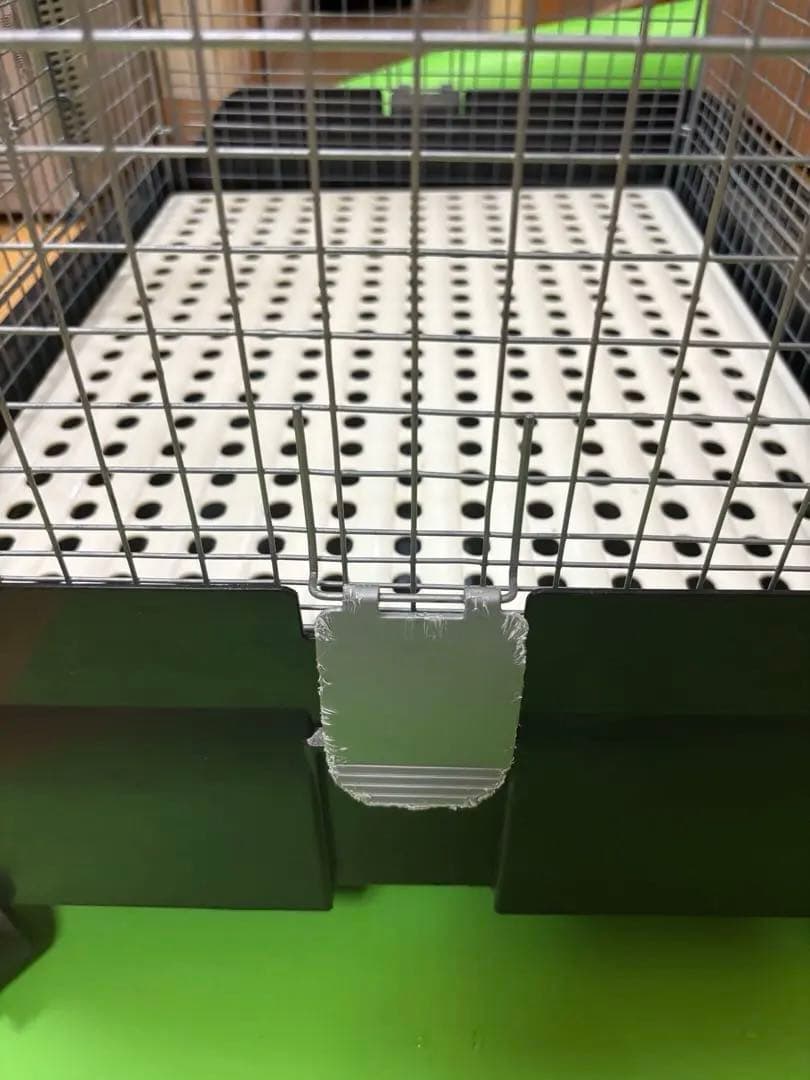 金属製ケージ 引き出し式トレイ付き