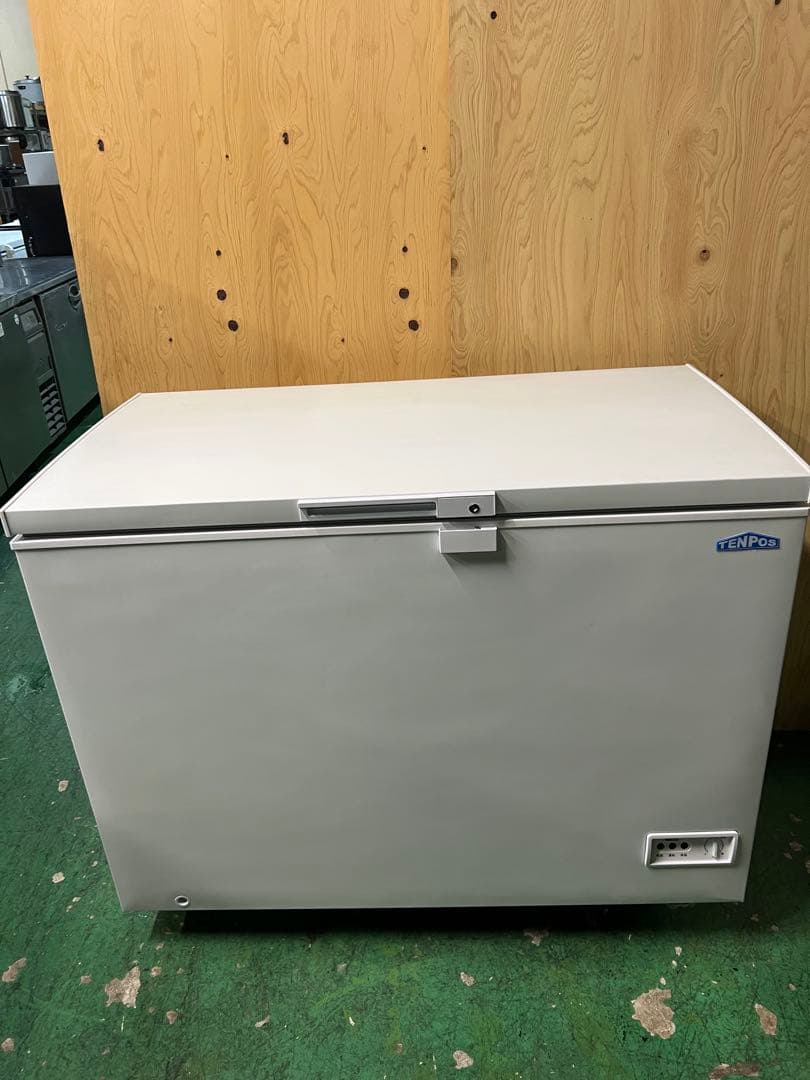 2023年 テンポス冷凍ストッカー 282L ①