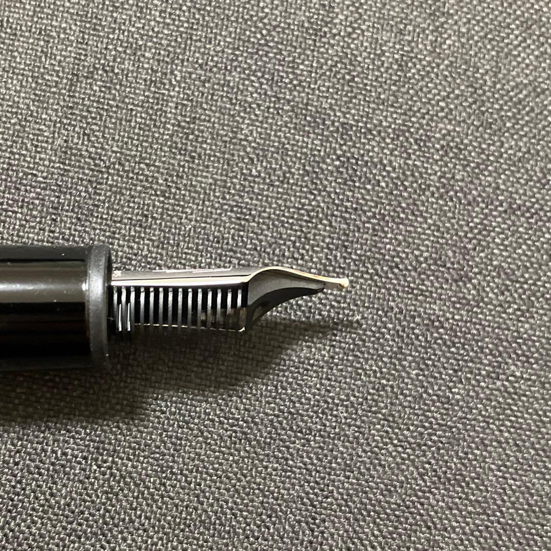 ペリカン オーシャンスワール 万年筆 EF 限定