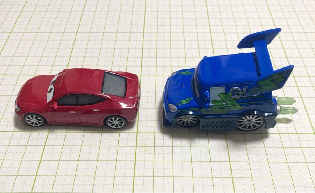 カーズ　マテル　18台