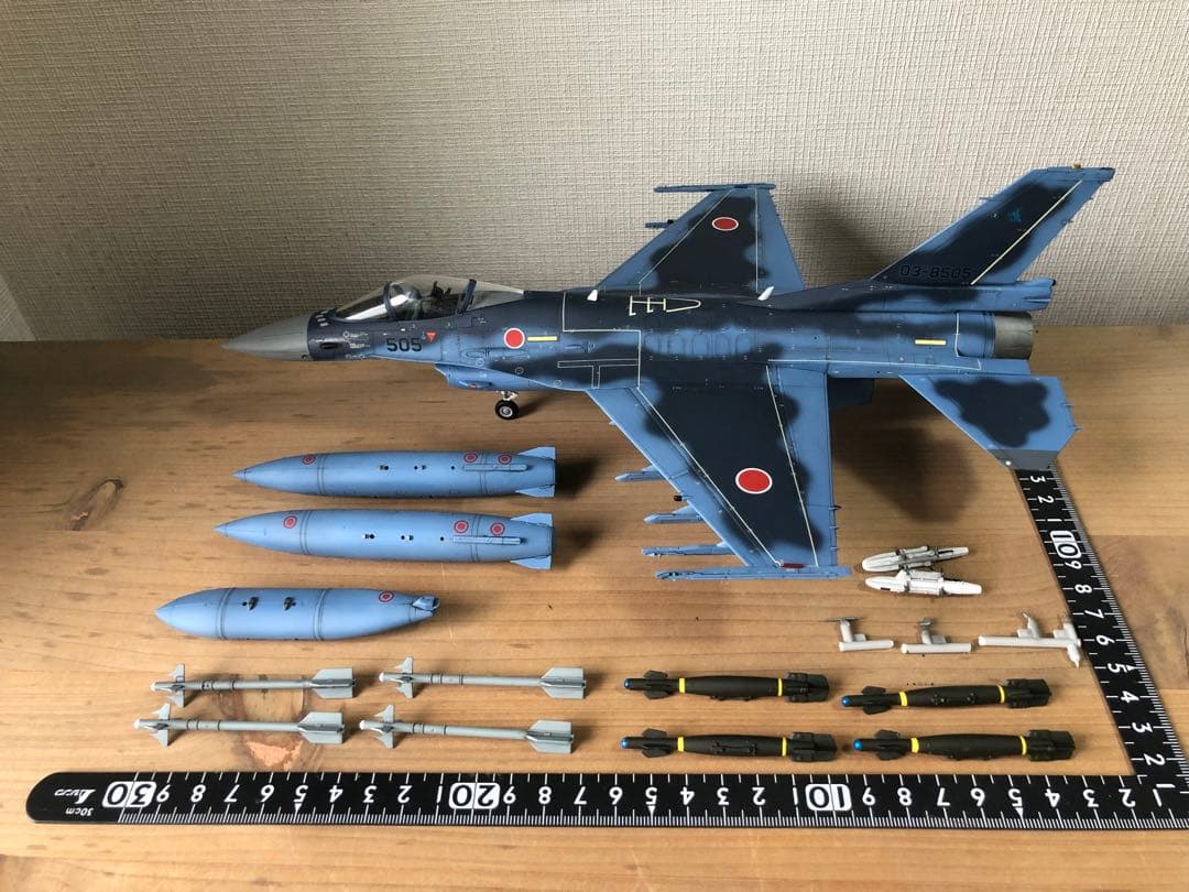 moon。航空自衛隊　F-2A プラモデル