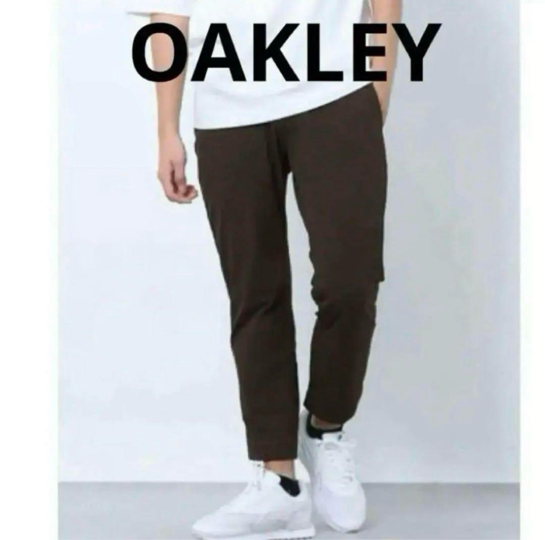 定価8,800円　新品　under armour ウインドブレーカー　パーカー