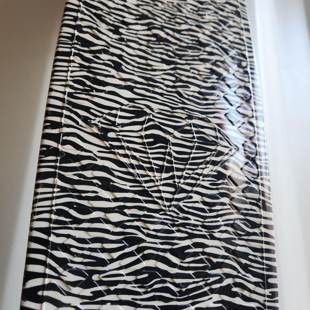 Diamond Supply Co. レトロクルーザー　スケートボード　ゼブラ柄