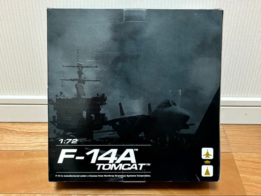 ドラゴン 1/72 F-14A TOMCAT VF-111 SUNDOWNERS