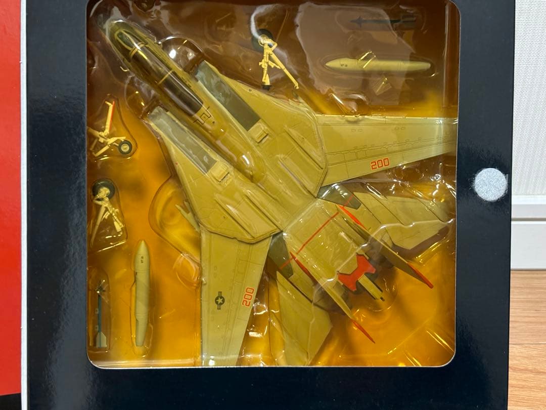 ドラゴン 1/72 F-14A TOMCAT VF-111 SUNDOWNERS