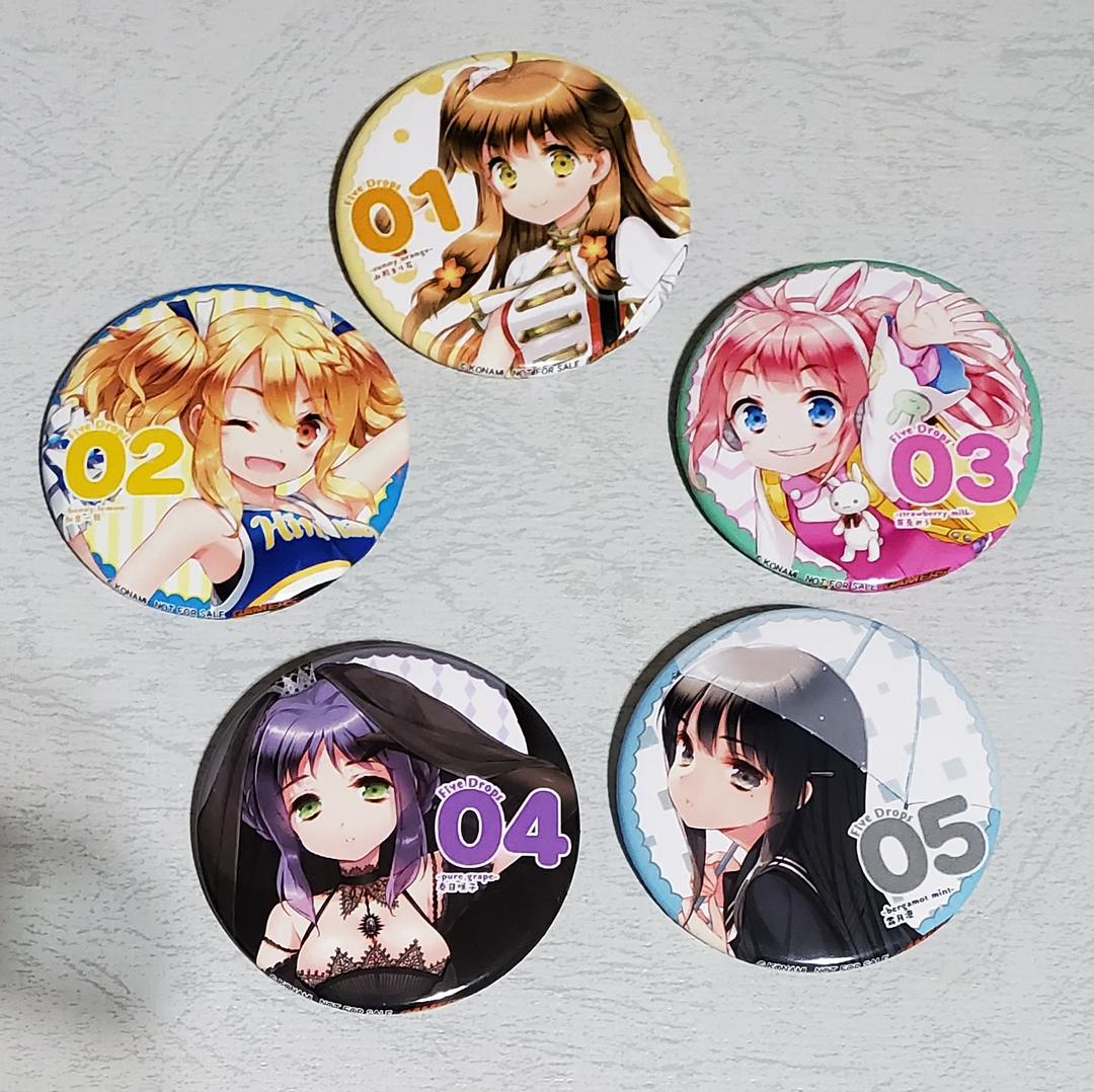 調整中　ひなピタ　Five drops　缶バッジ