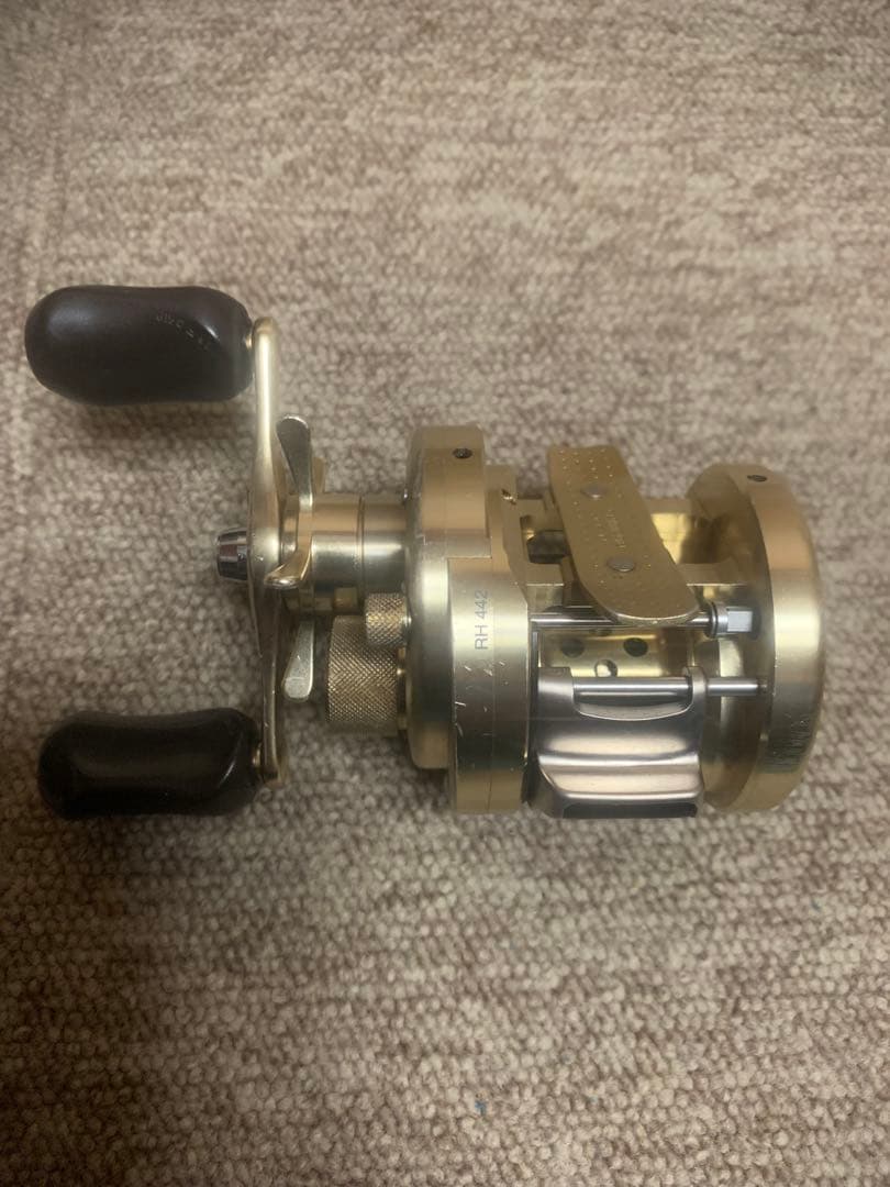 シマノ　カルカッタ　コンクエスト100