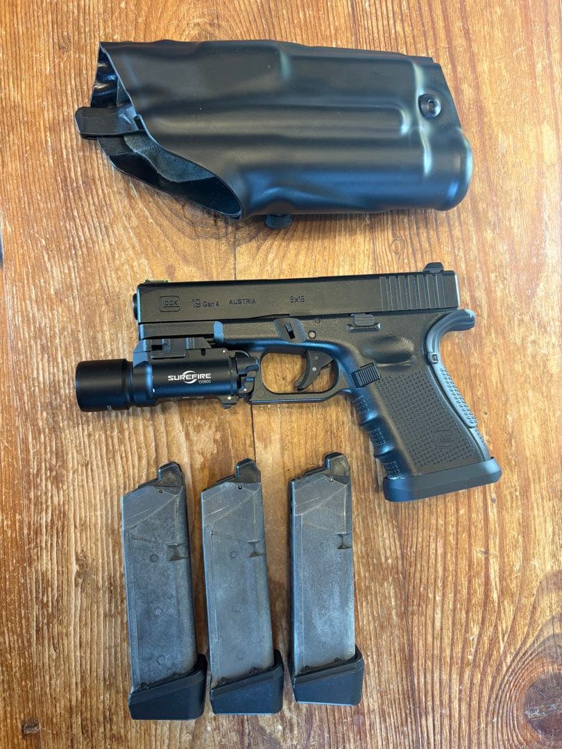 TM グロック19Gen4 予備マガジン2本付き