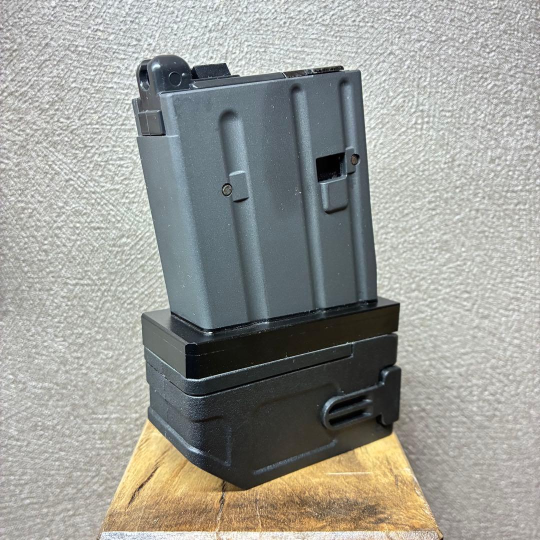 R8-05 東京マルイ GBB M4 マガジンアダプター 外部ソース仕様