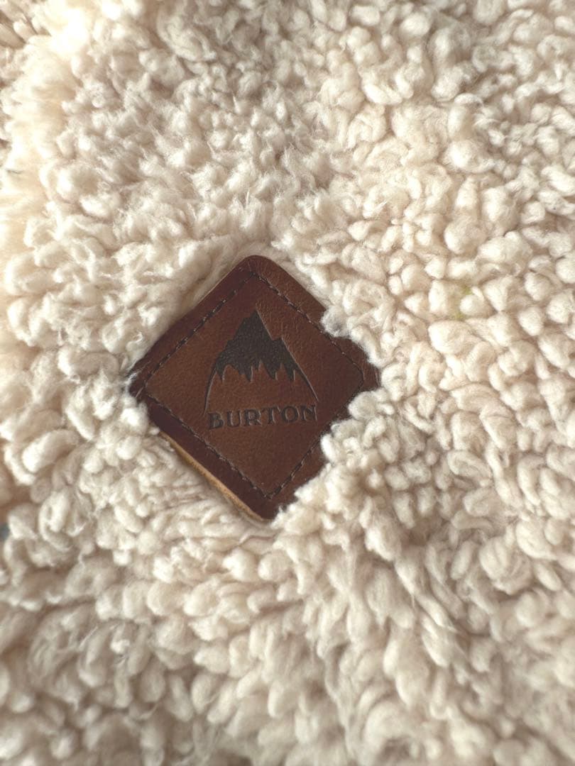 BURTON フリースパーカー