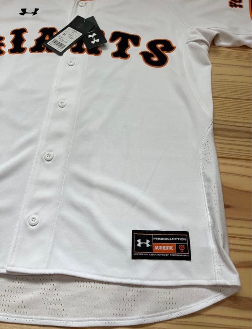 貴重タグ付き★ジャイアンツ上原浩治直筆サイン入り★現役最終年プロコレユニフォーム